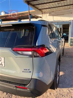 تۆیۆتا ڕاڤ 4